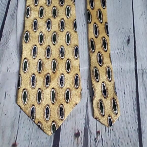 Halston Yellow Oval Pattern Silk Neck Tie - Picture 5 of 7